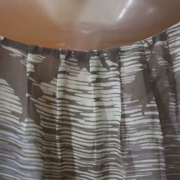 Banana Republic Gray Floral Stripes Pastel Lavender 100% Silk Shirt Top Blouse L - Picture 9 of 13